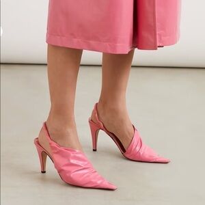 BOTTEGA VENETA Crinkled glossed-leather slingback pumps